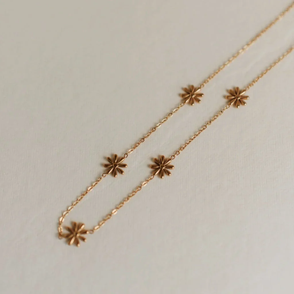 Anna Floral Necklace - Image 6