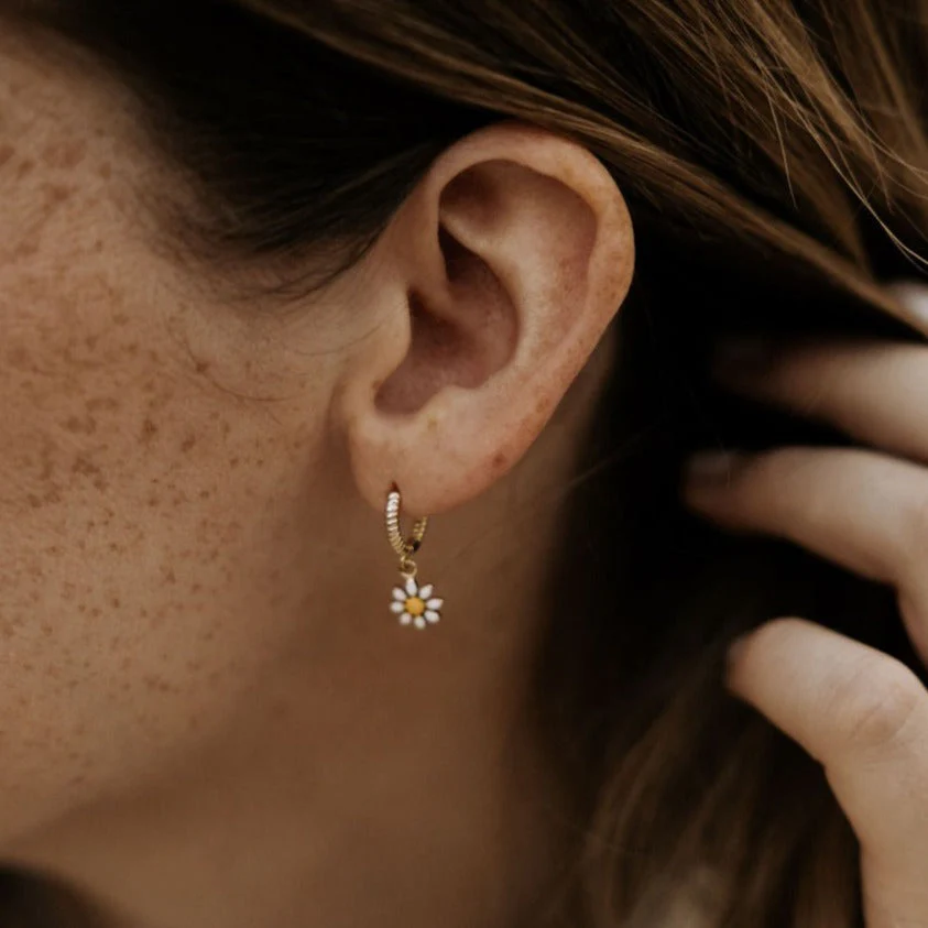 Carolina Daisy Hoop Earrings