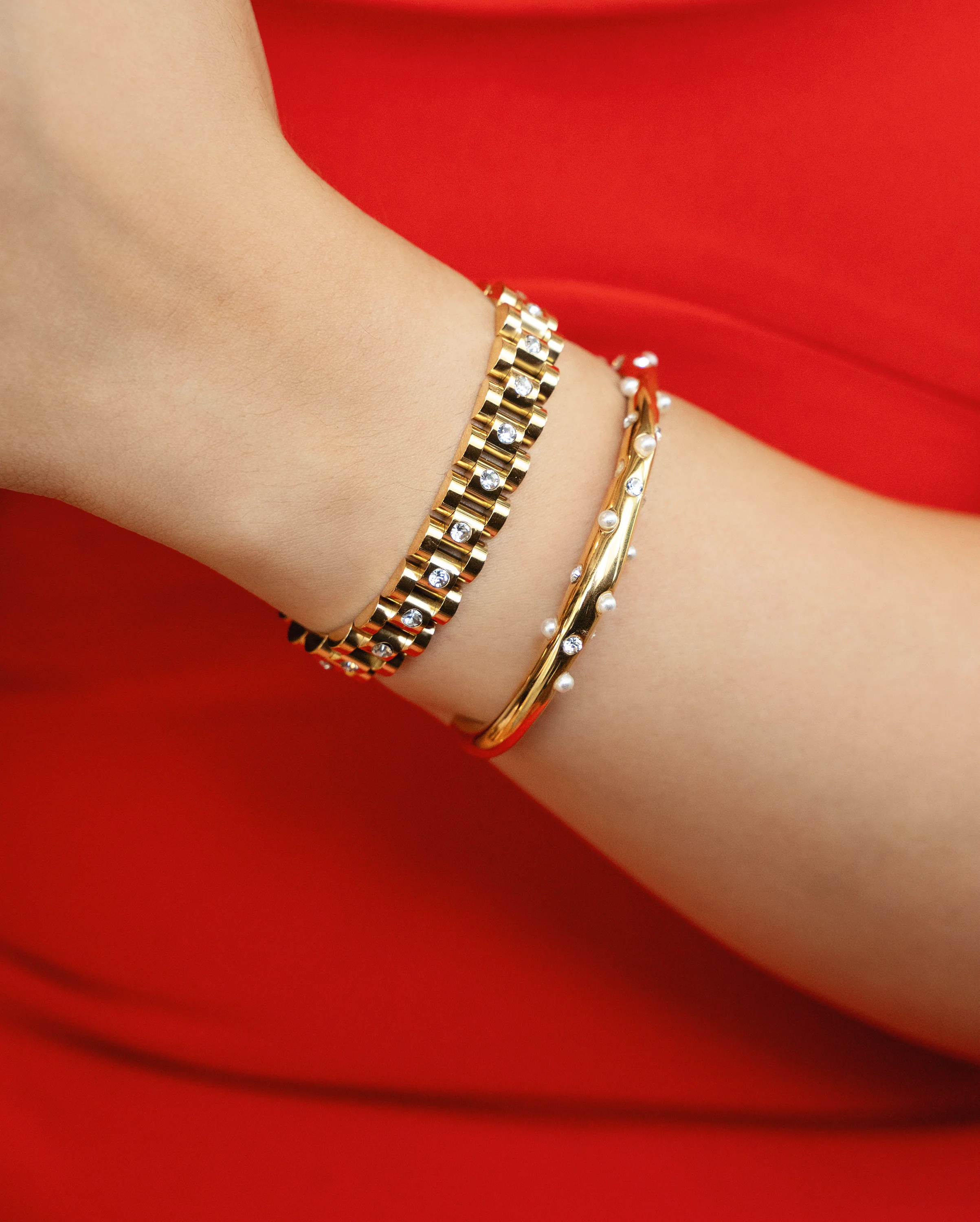 Colleen Gold Band Bracelet - Image 2