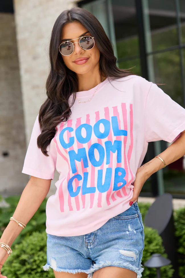 Cool Mom Club Light Pink Graphic Tee - Image 3