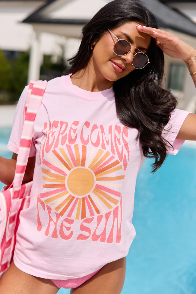 Here Comes The Sun Light Pink Graphic Tee - Image 3