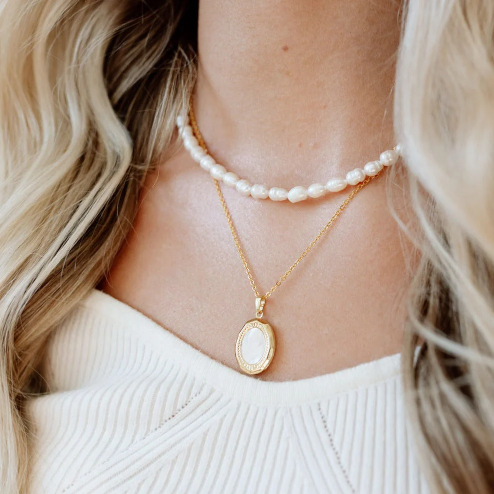 Isabelle Locket Necklace - Image 4
