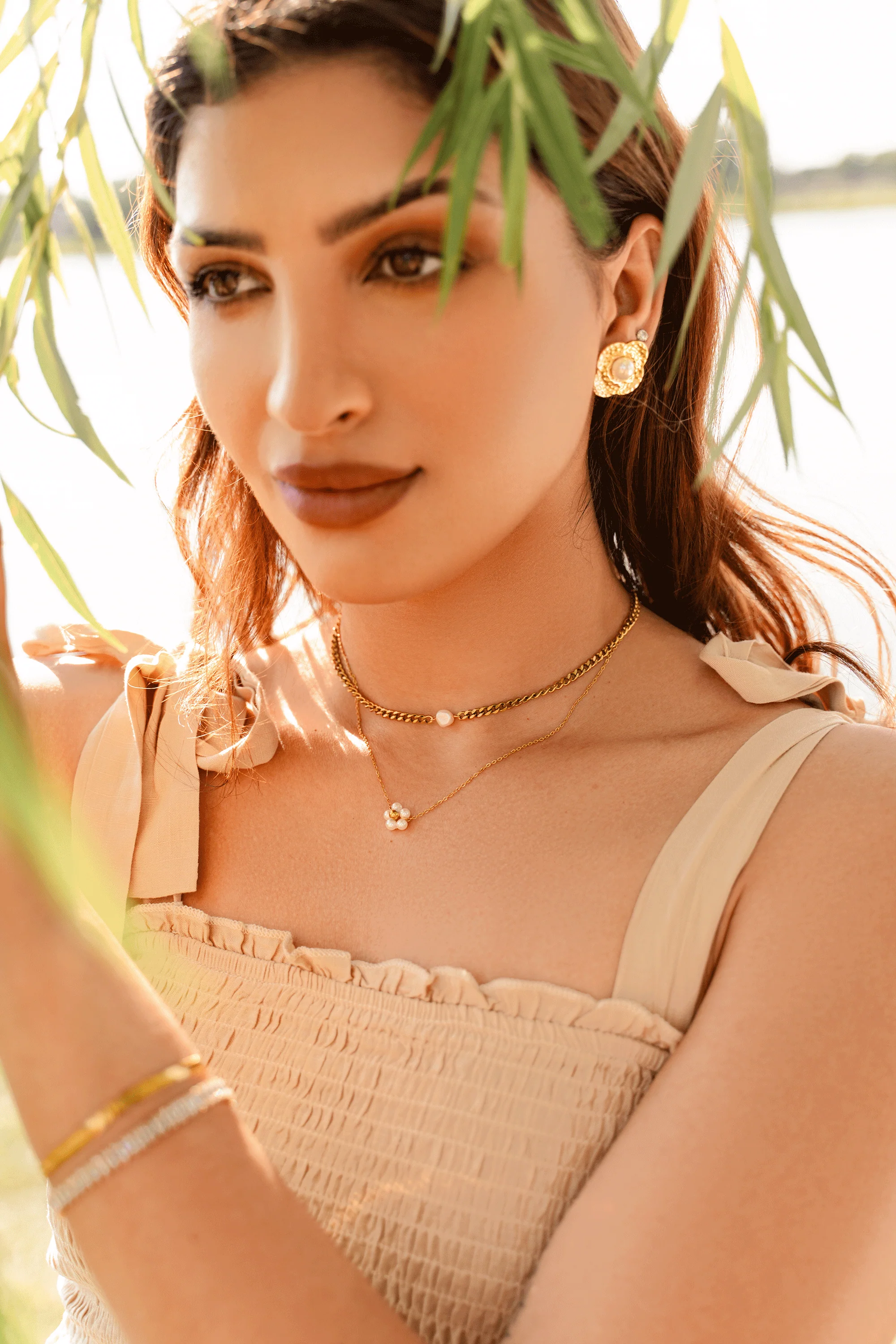 Izzy Pearl Gold Choker Necklace - Image 3
