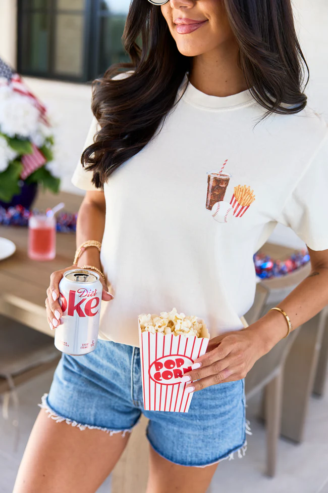 Just Here For The Snacks Ivory Graphic Tee - Image 3