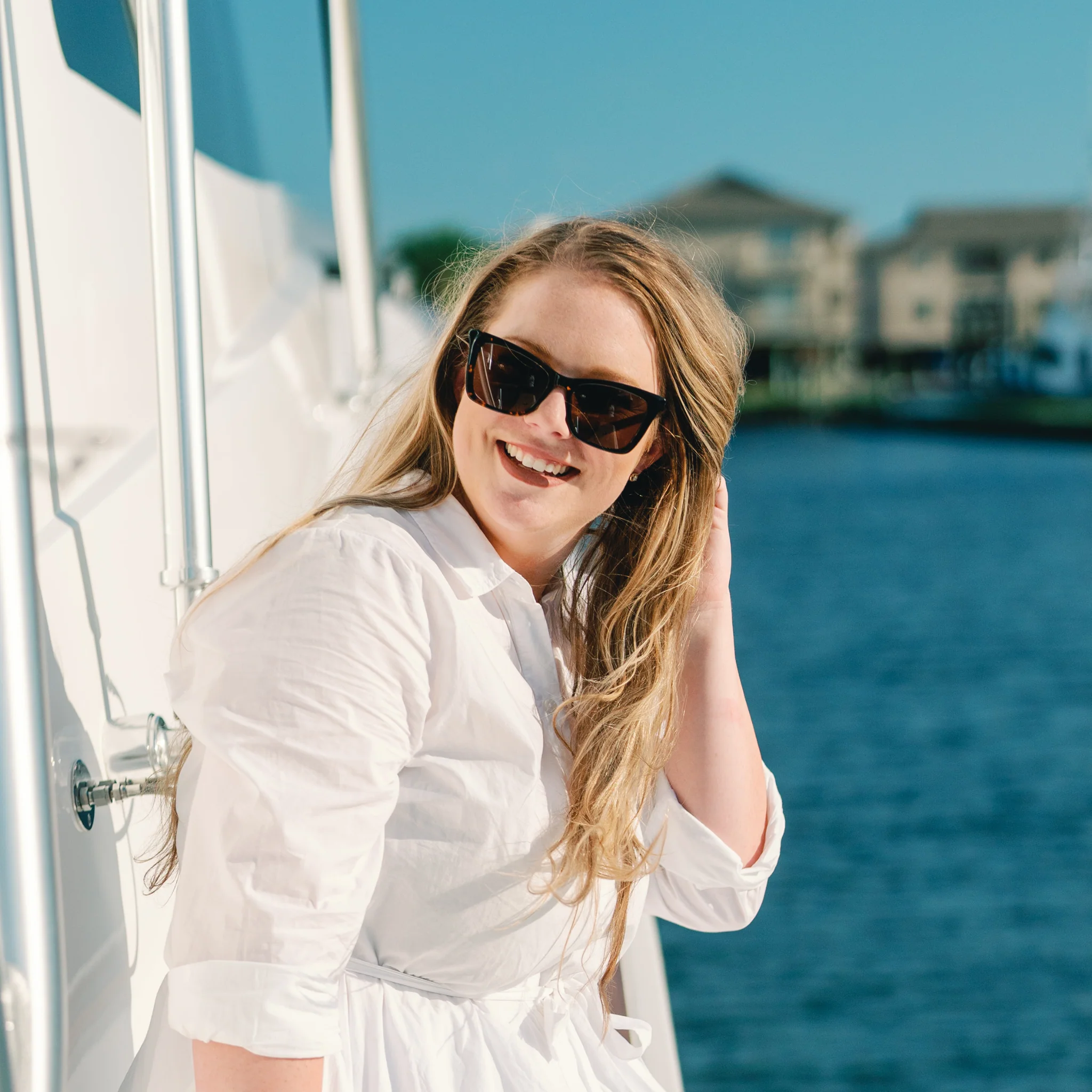 Toni Tortoise Sunglasses - Image 5