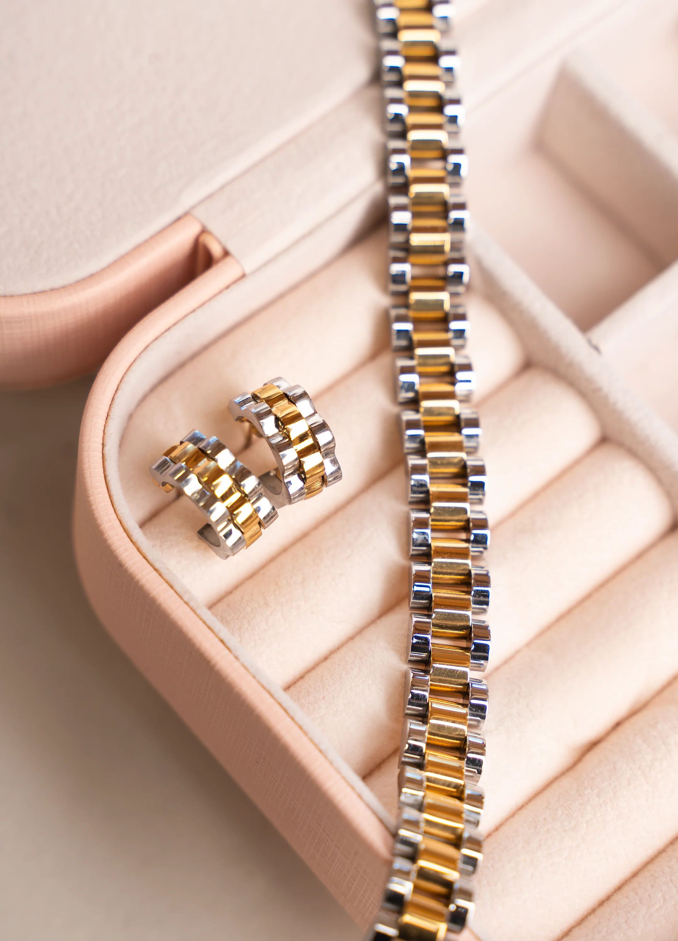 Vega Silver and Gold Band Bracelet - Image 15