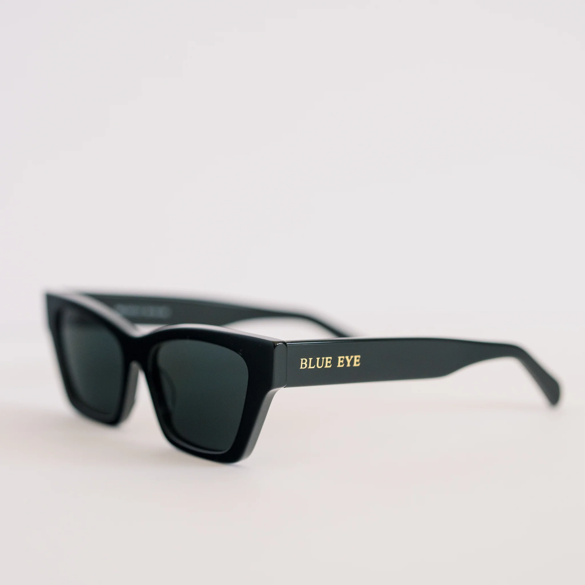 Vivian Midnight Black Sunglasses - Image 3